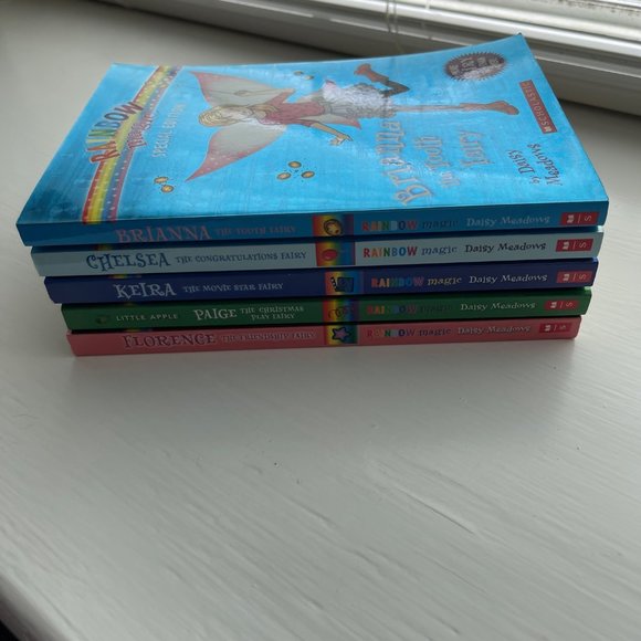 Rainbow Magic Special Edition 5 Book Lot - Picture 12 of 12